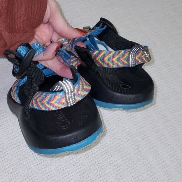 Chaco Sz. 4 Colorful Rainbow Adjustable Sandals - Picture 8 of 10